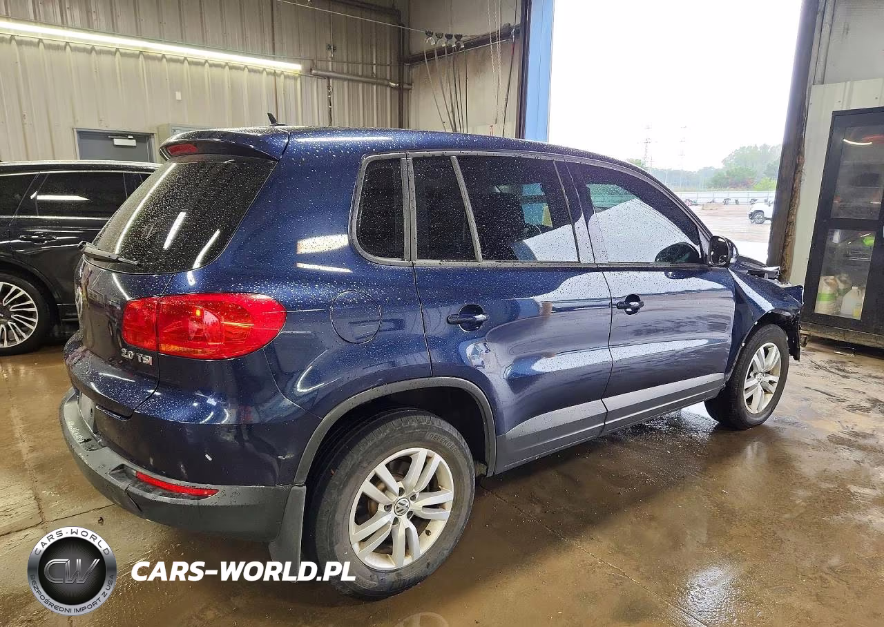 2013 Volkswagen Tiguan S VIN:WVGAV7AX4DW555641 - 3