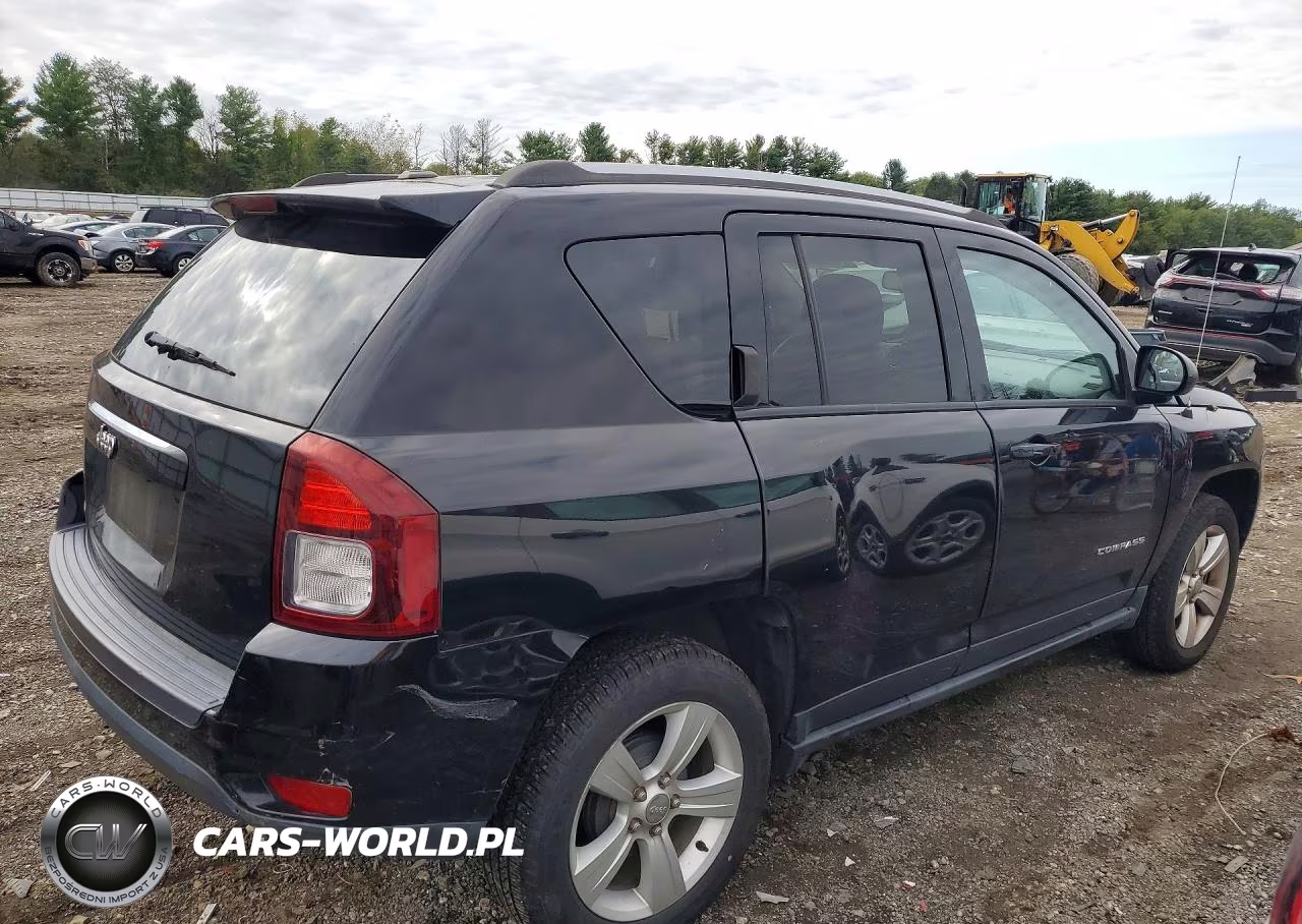 2016 Jeep Compass Sport VIN:1C4NJCBA0GD574126 - 3