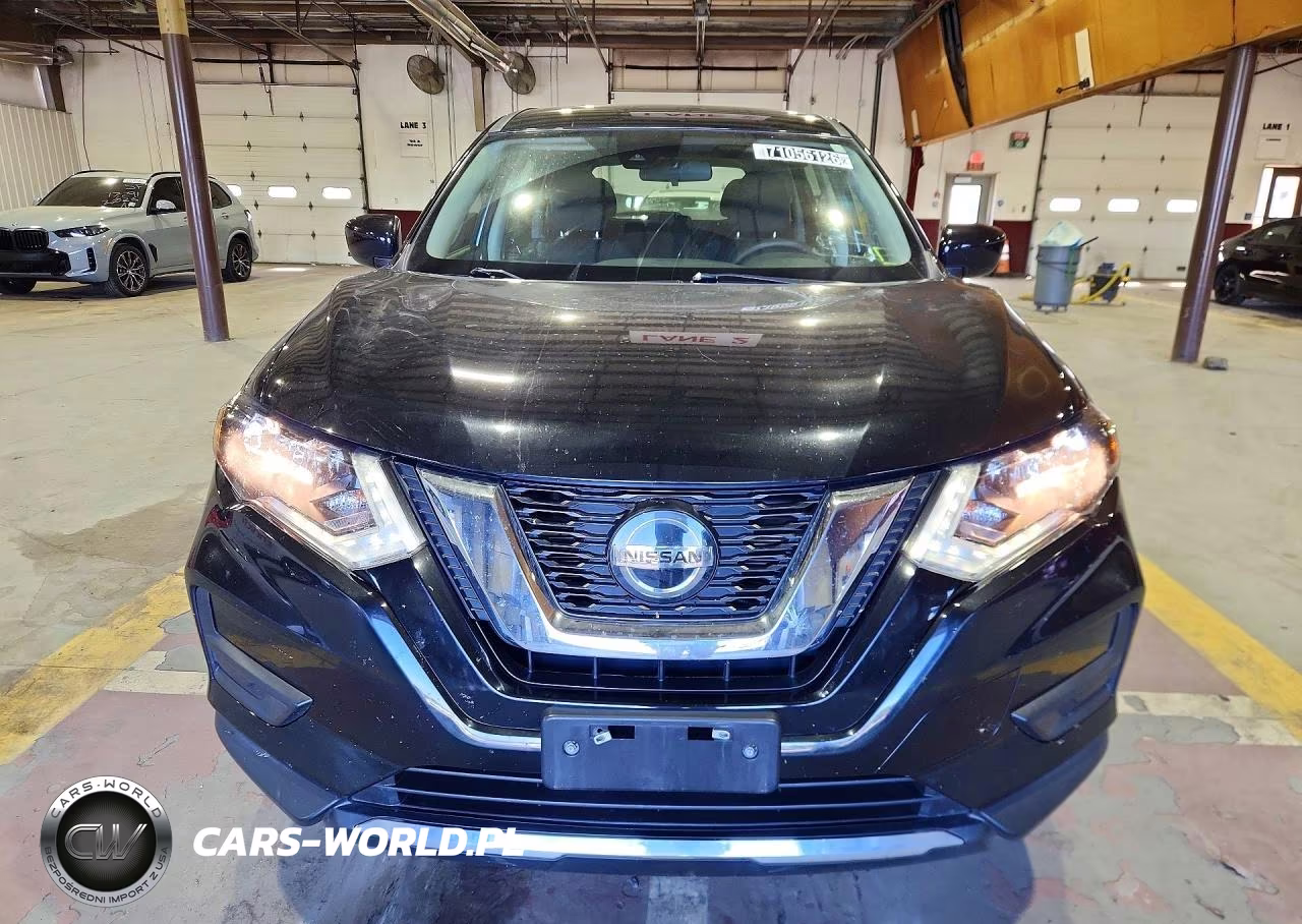 2019 Nissan Rogue S VIN:5N1AT2MV5KC788042 - 5