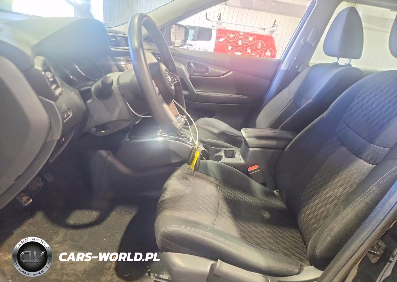 2019 Nissan Rogue S VIN:5N1AT2MV5KC788042 - 7