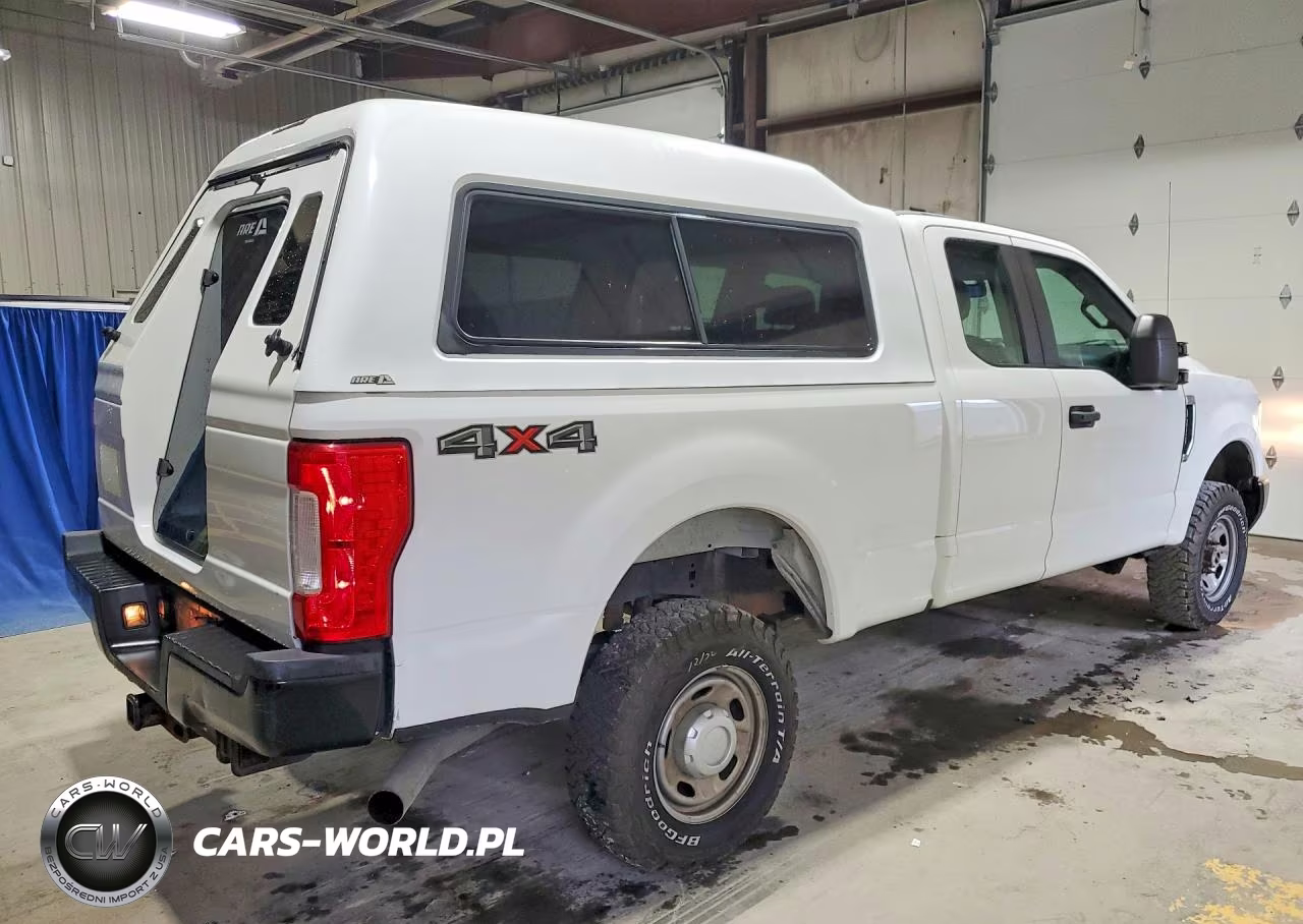 2018 Ford F250 Super Duty VIN:1FT7X2B60JEB66692 - 3