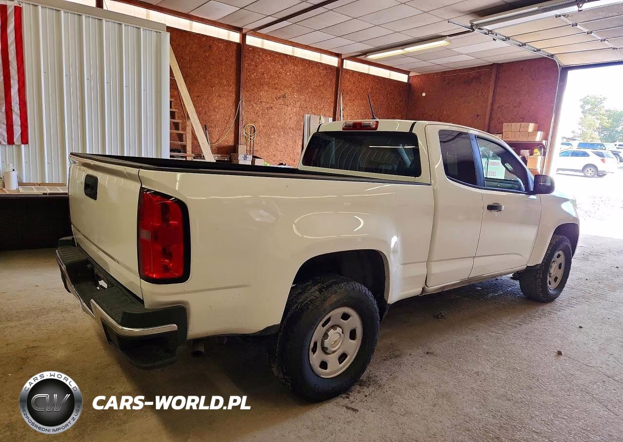 2019 Chevrolet Colorado VIN:1GCHSBEA5K1326965 - 3