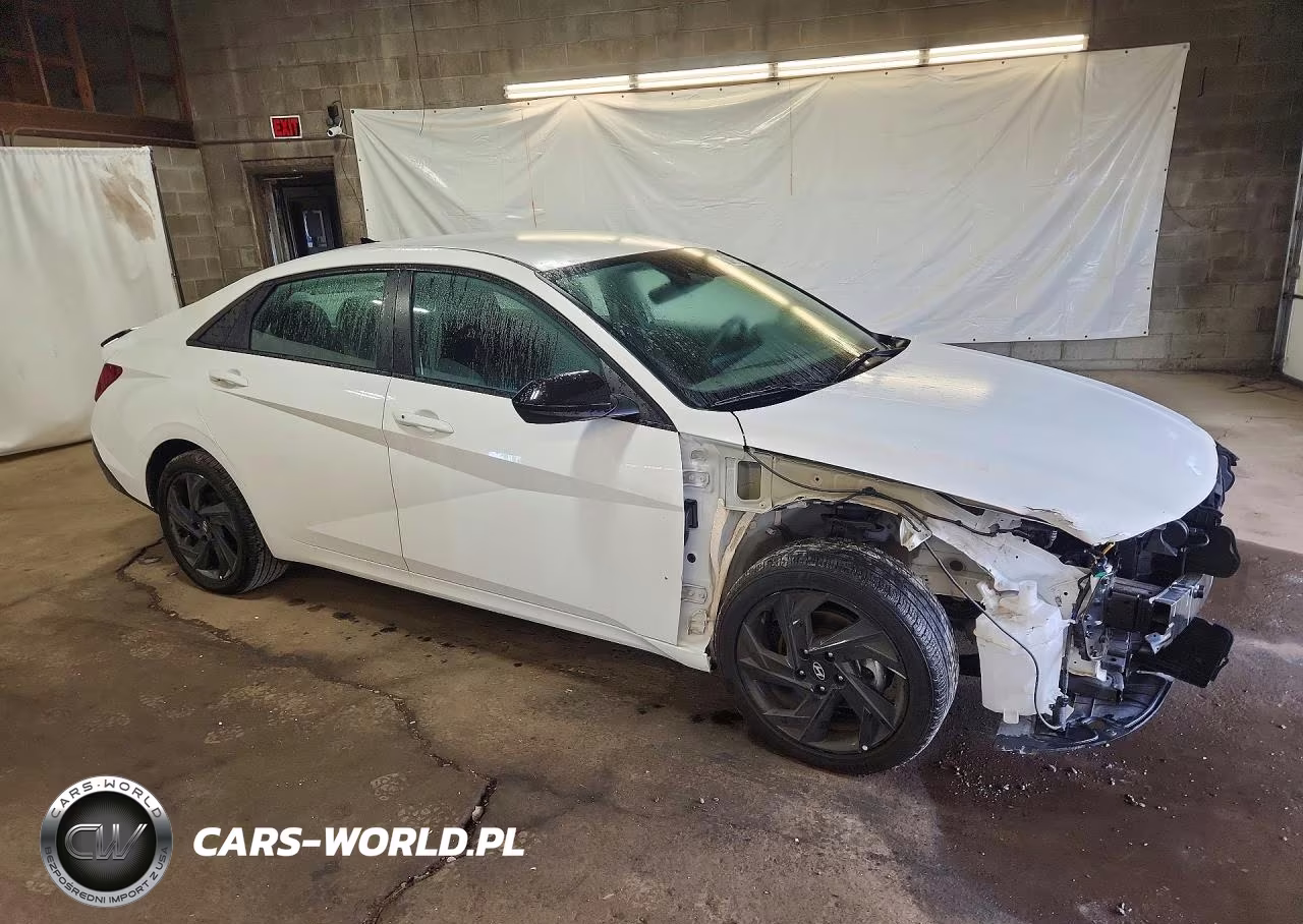 2026 Hyundai Elantra Sel Sport VIN:KMHLM4DG7TU121827 - 4
