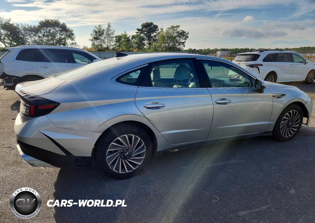 2025 Hyundai Sonata Hybrid Sel VIN:KMHL34JJ0SA129559 - 3
