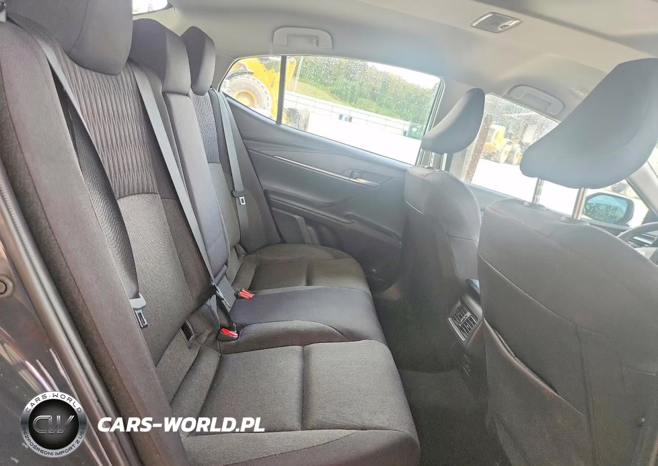 2025 Toyota Camry Le VIN:4T1DAACK6SU125738 - 10