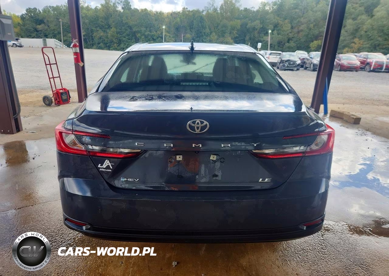 2025 Toyota Camry Le VIN:4T1DAACK6SU125738 - 6