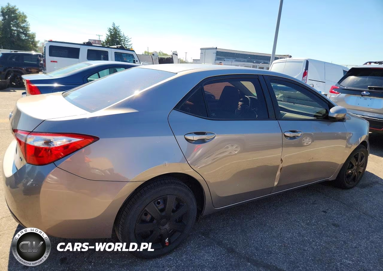 2015 Toyota Corolla Le VIN:2T1BURHE5FC393879 - 3