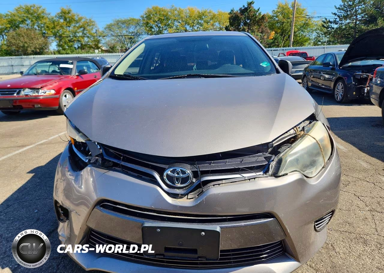 2015 Toyota Corolla Le VIN:2T1BURHE5FC393879 - 5