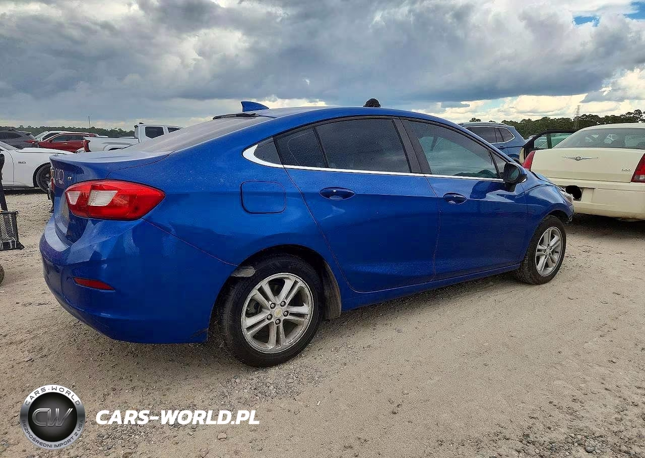 2017 Chevrolet Cruze Lt VIN:3G1BE5SM6HS522796 - 3