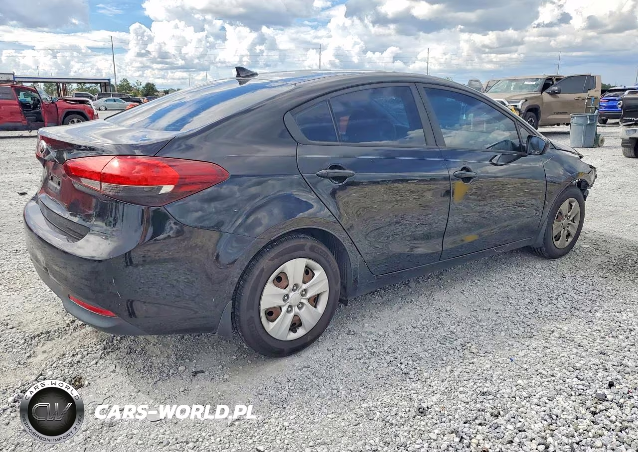 2018 Kia Forte Lx VIN:3KPFK4A76JE240573 - 3