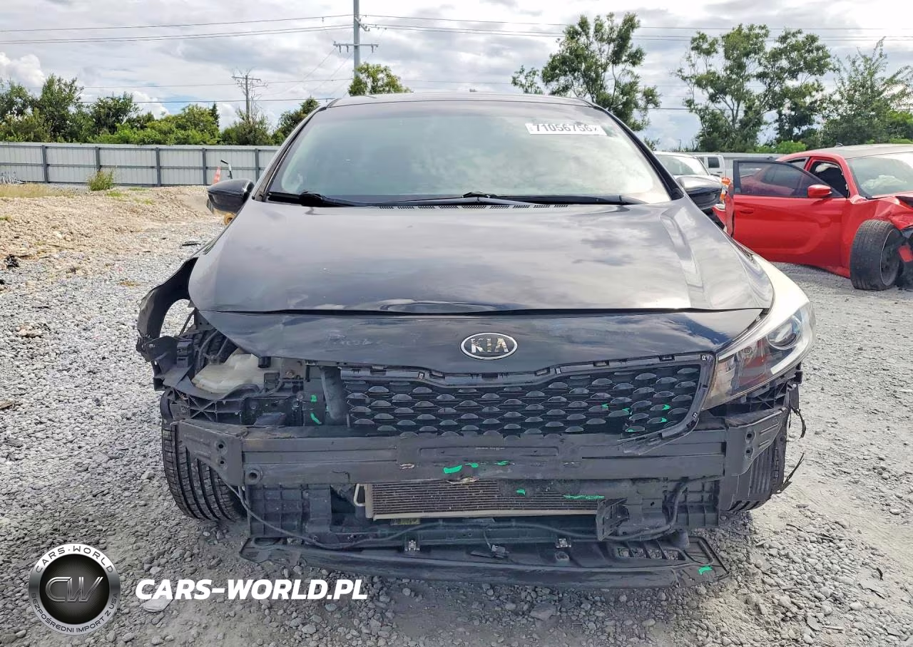 2018 Kia Forte Lx VIN:3KPFK4A76JE240573 - 5