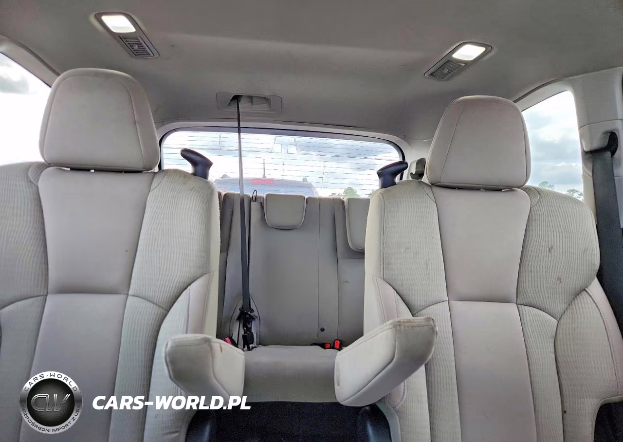2019 Subaru Ascent Premium VIN:4S4WMAHD0K3460980 - 10