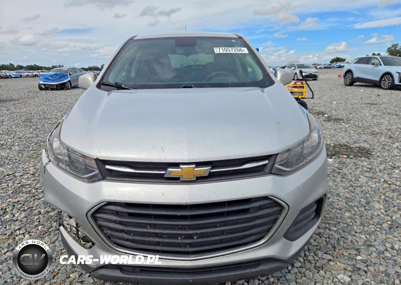 2019 Chevrolet Trax Ls VIN:3GNCJKSB0KL401260 - 5