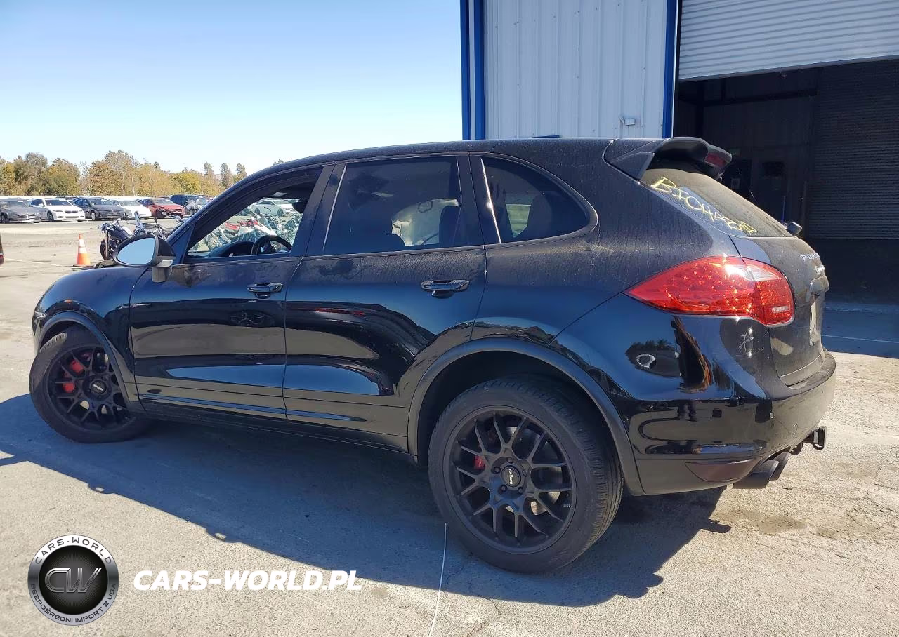 2013 Porsche Cayenne Turbo VIN:WP1AC2A22DLA92609 - 2