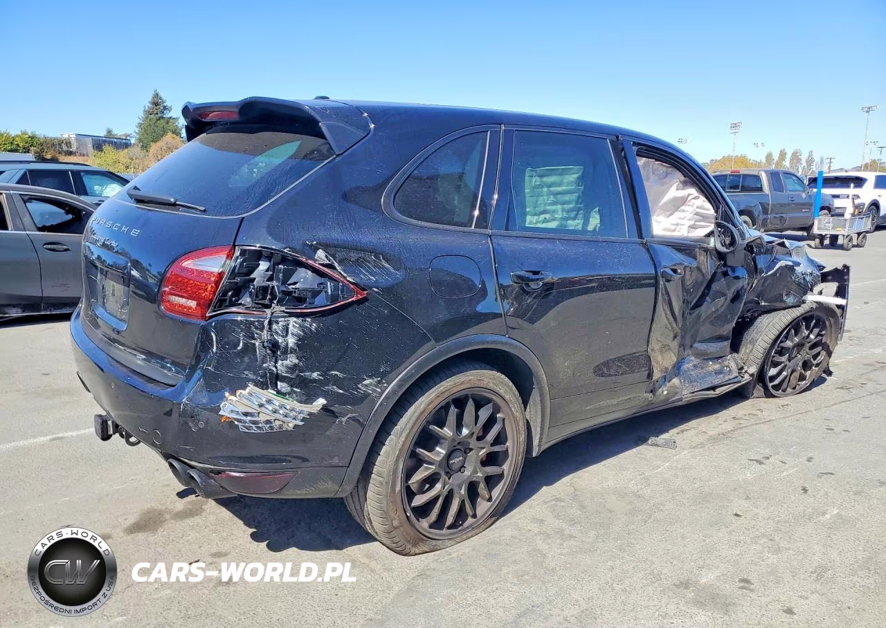 2013 Porsche Cayenne Turbo VIN:WP1AC2A22DLA92609 - 3