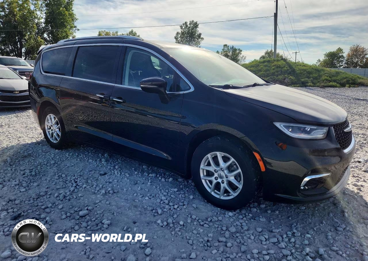 2021 Chrysler Pacifica Touring L VIN:2C4RC1BG6MR521461 - 4