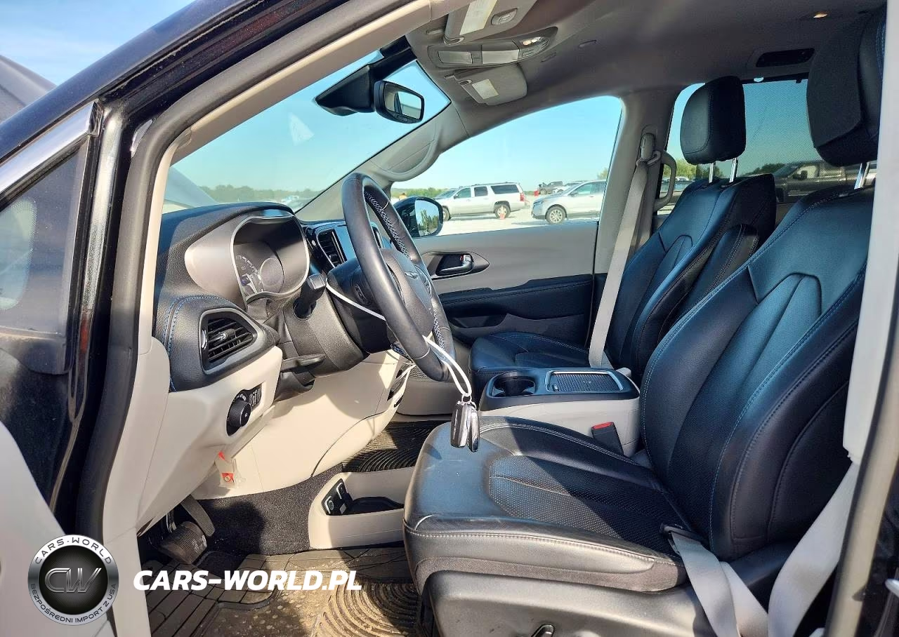2021 Chrysler Pacifica Touring L VIN:2C4RC1BG6MR521461 - 7