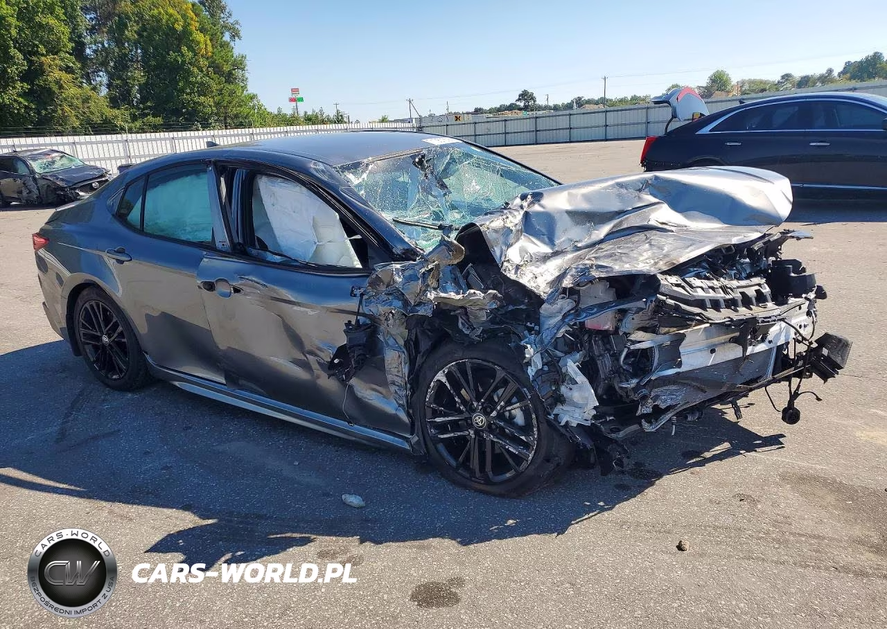 2026 Toyota Camry Se VIN:4T1DAACKXTU691306 - 4