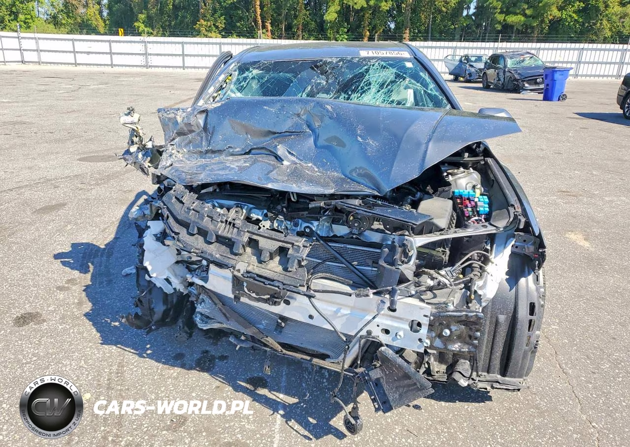 2026 Toyota Camry Se VIN:4T1DAACKXTU691306 - 5