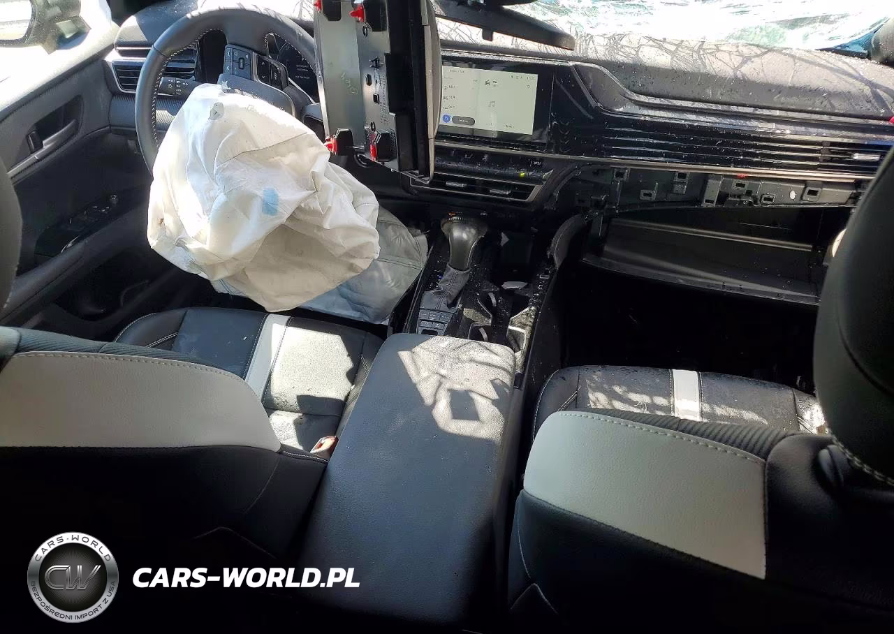 2026 Toyota Camry Se VIN:4T1DAACKXTU691306 - 8