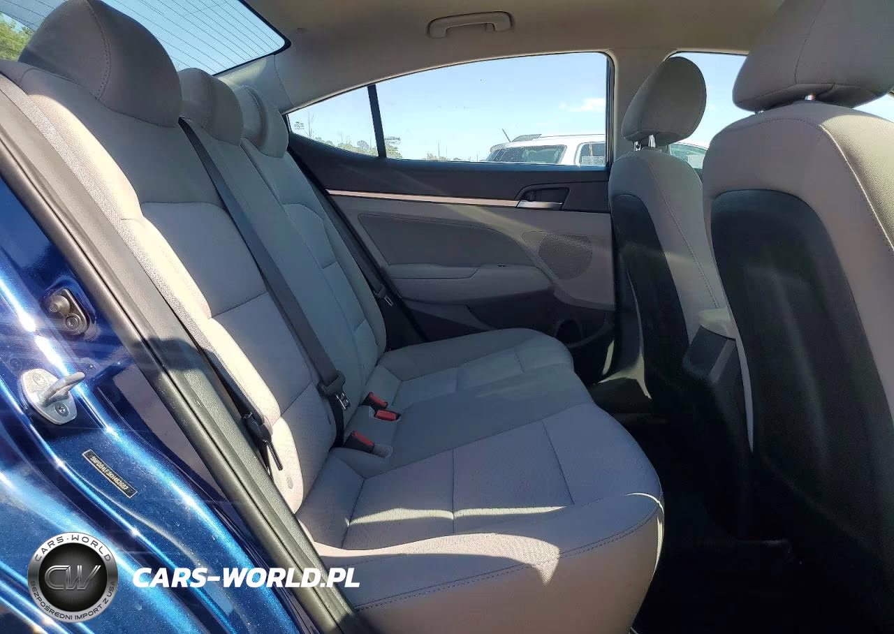 2019 Hyundai Elantra Sel VIN:5NPD84LF3KH462687 - 10