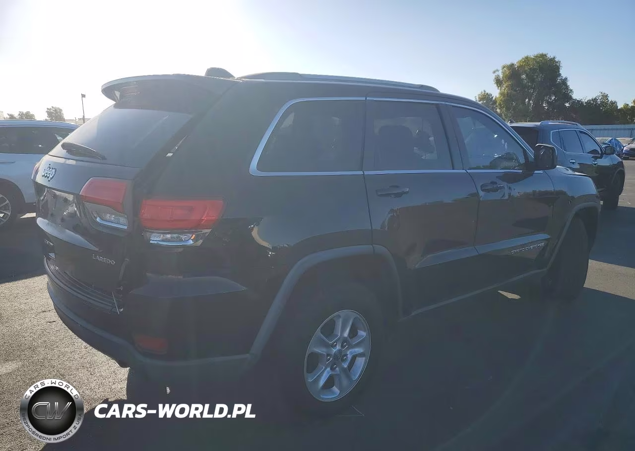 2014 Jeep Grand Cherokee Laredo VIN:1C4RJEAG1EC164795 - 3