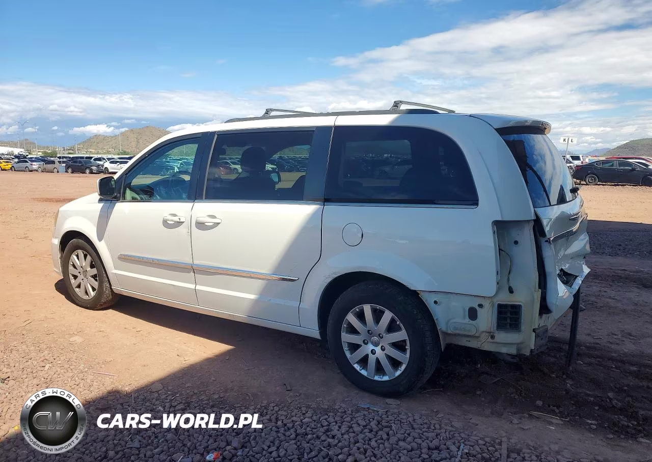 2013 Chrysler Town & Country Touring VIN:2C4RC1BG4DR696565 - 2