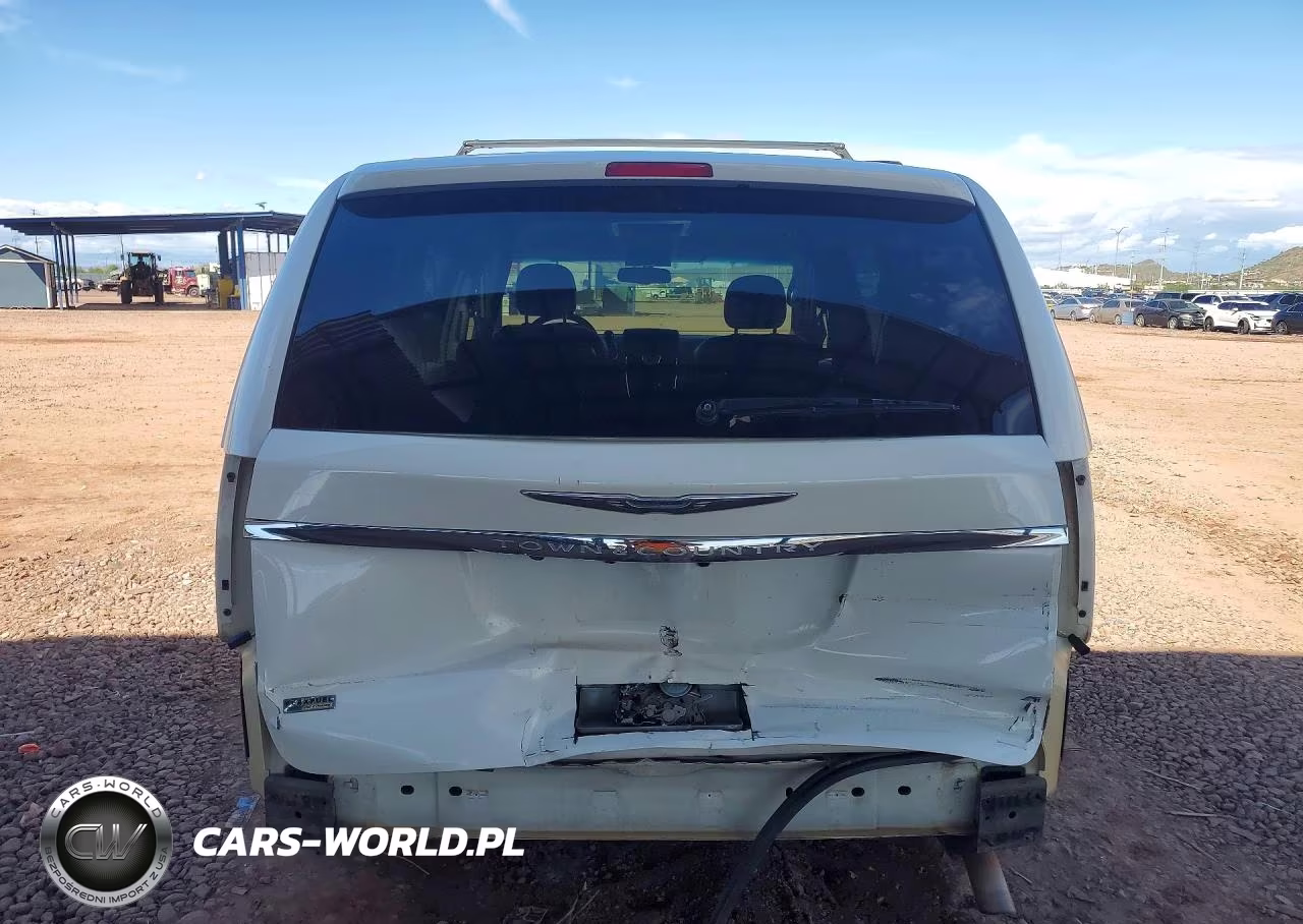 2013 Chrysler Town & Country Touring VIN:2C4RC1BG4DR696565 - 6