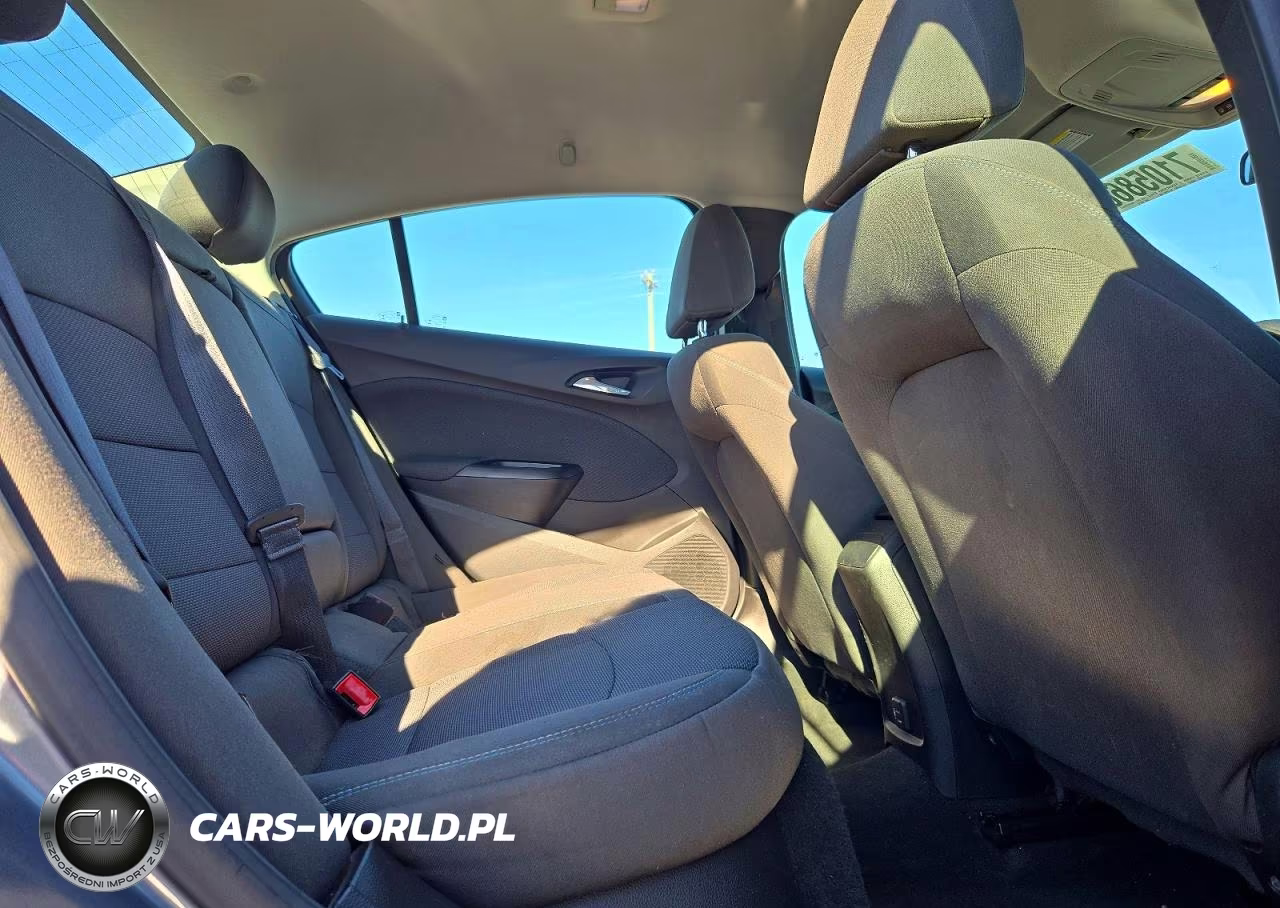 2019 Chevrolet Cruze Lt VIN:1G1BE5SM2K7128718 - 10