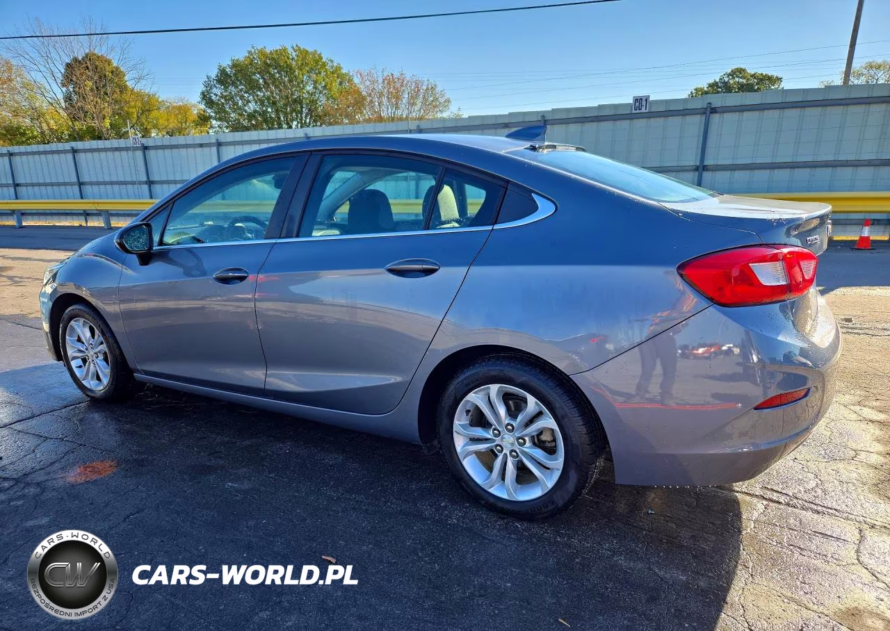 2019 Chevrolet Cruze Lt VIN:1G1BE5SM2K7128718 - 2