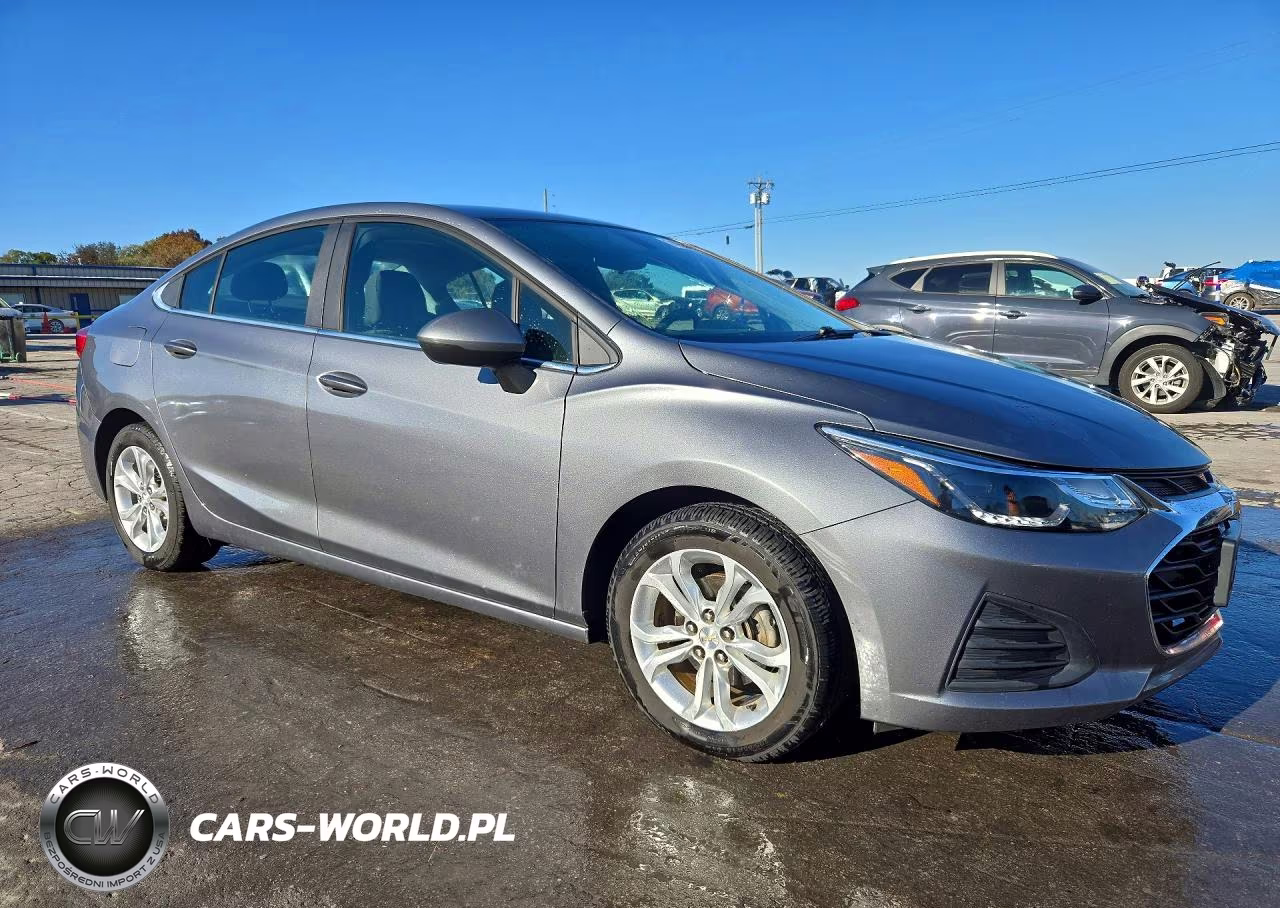 2019 Chevrolet Cruze Lt VIN:1G1BE5SM2K7128718 - 4