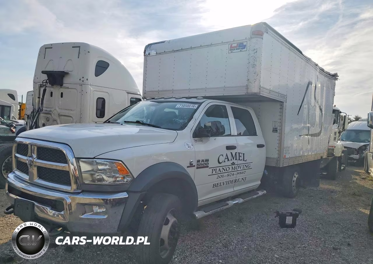 2018 Ram 5500 Box Truck VIN:3C7WRNFL8JG329950 - 1