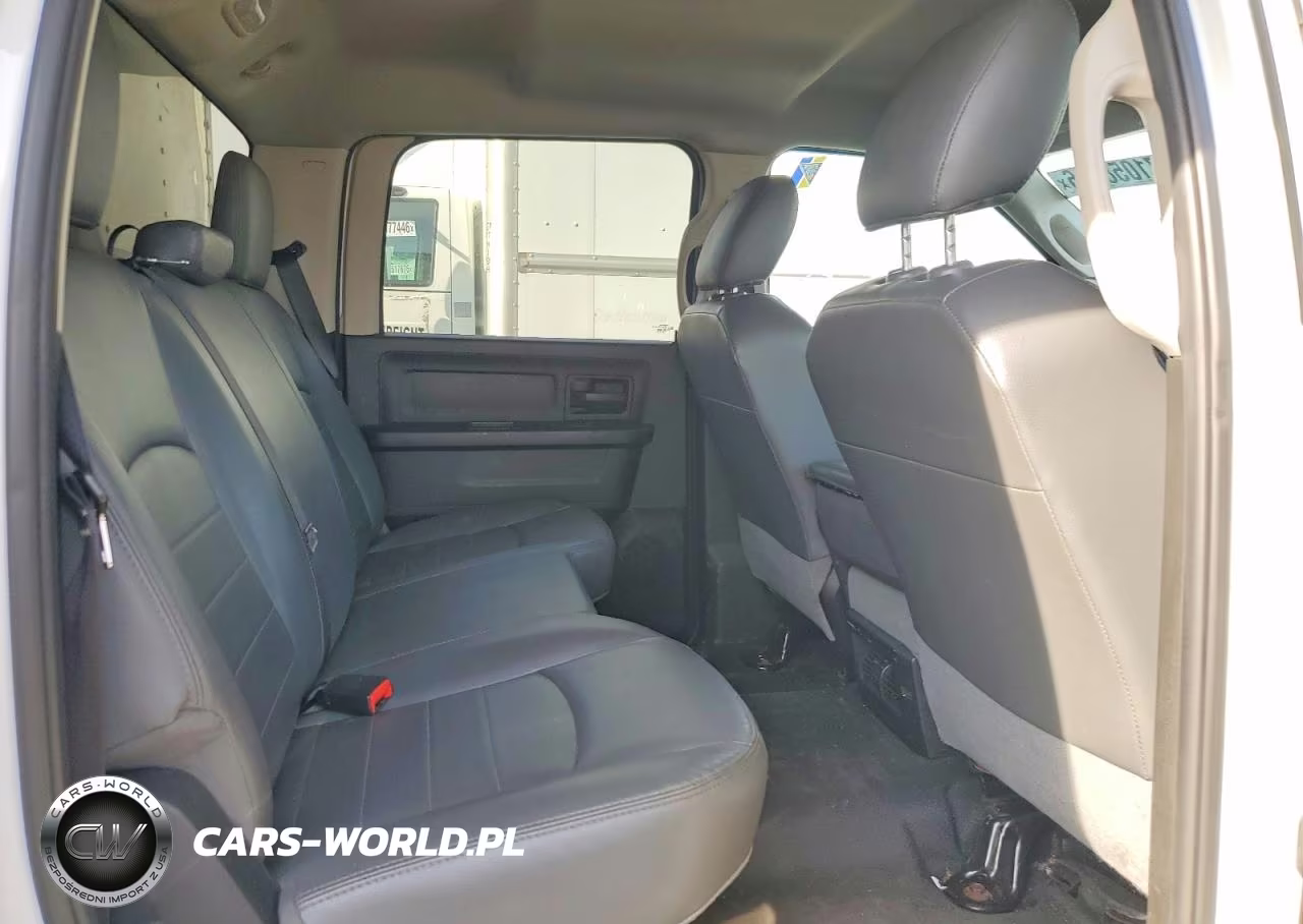 2018 Ram 5500 Box Truck VIN:3C7WRNFL8JG329950 - 11