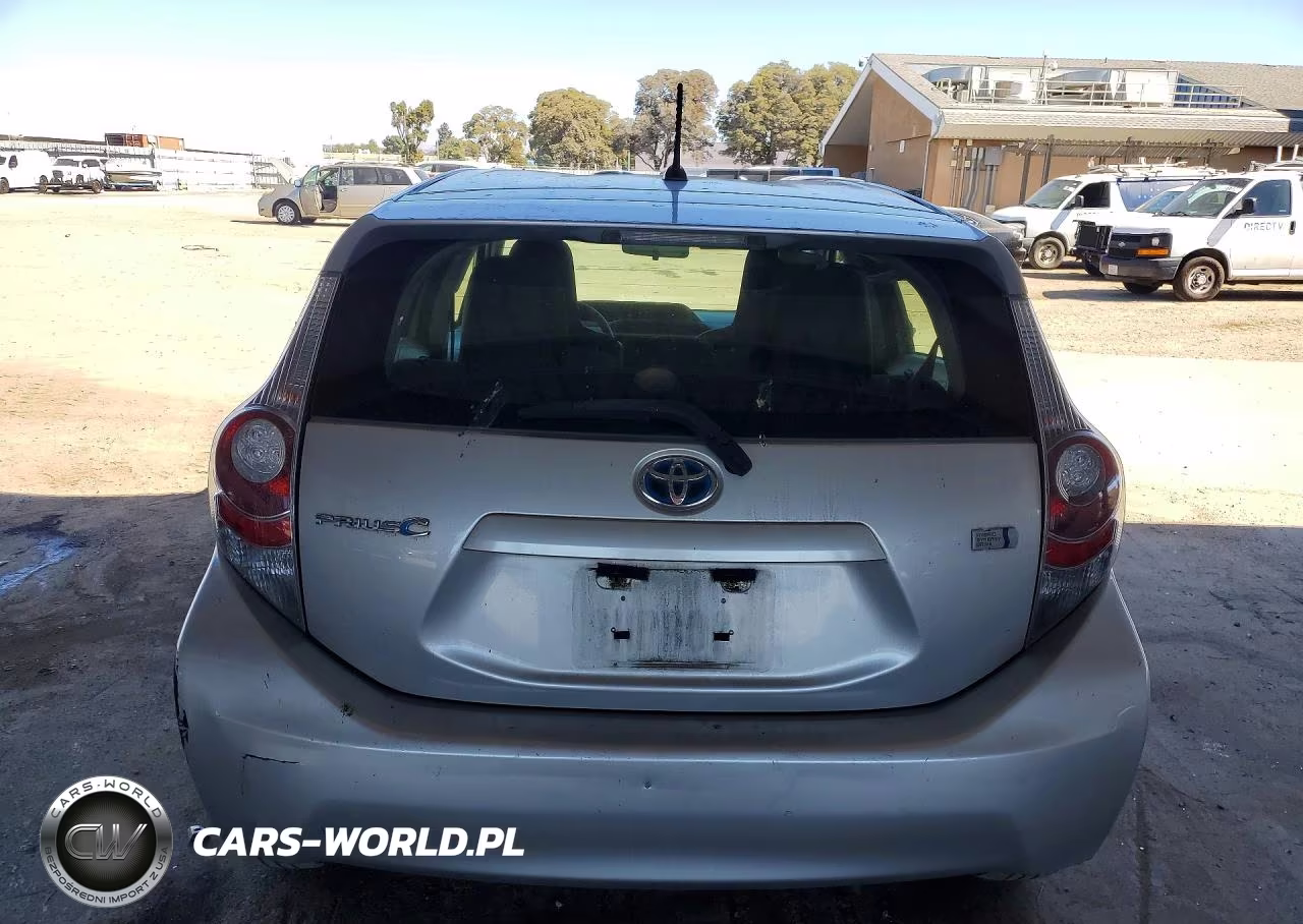 2014 Toyota Prius C One VIN:JTDKDTB32E1559461 - 6