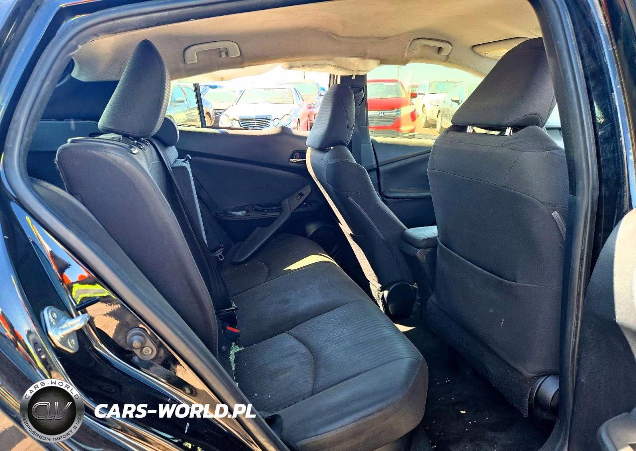 2016 Toyota Prius Three VIN:JTDKARFU7G3007444 - 10