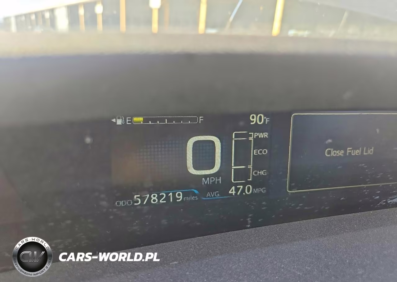 2016 Toyota Prius Three VIN:JTDKARFU7G3007444 - 9