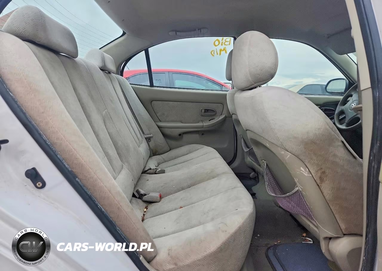 2005 Hyundai Elantra Gls VIN:KMHDN46D85U029536 - 10