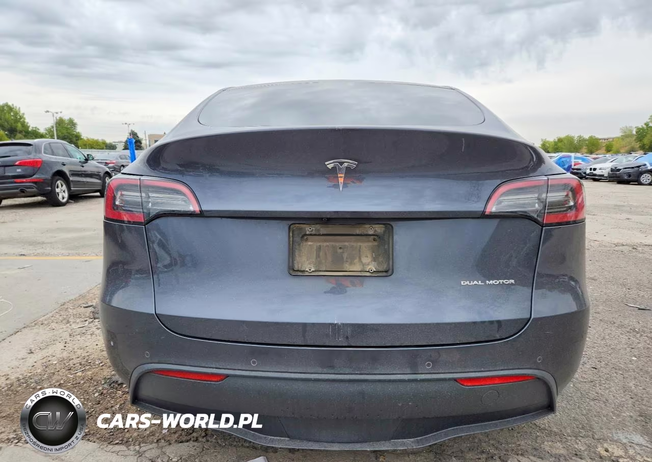 2022 Tesla Model Y VIN:7SAYGDEE9NF357912 - 6