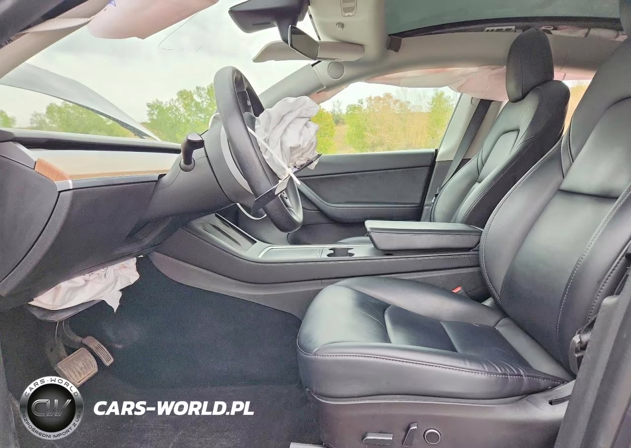 2022 Tesla Model Y VIN:7SAYGDEE9NF357912 - 7