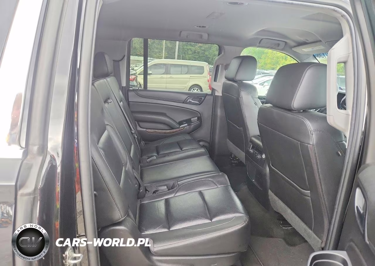 2018 Chevrolet Suburban C1500 Lt VIN:1GNSCHKCXJR376120 - 11