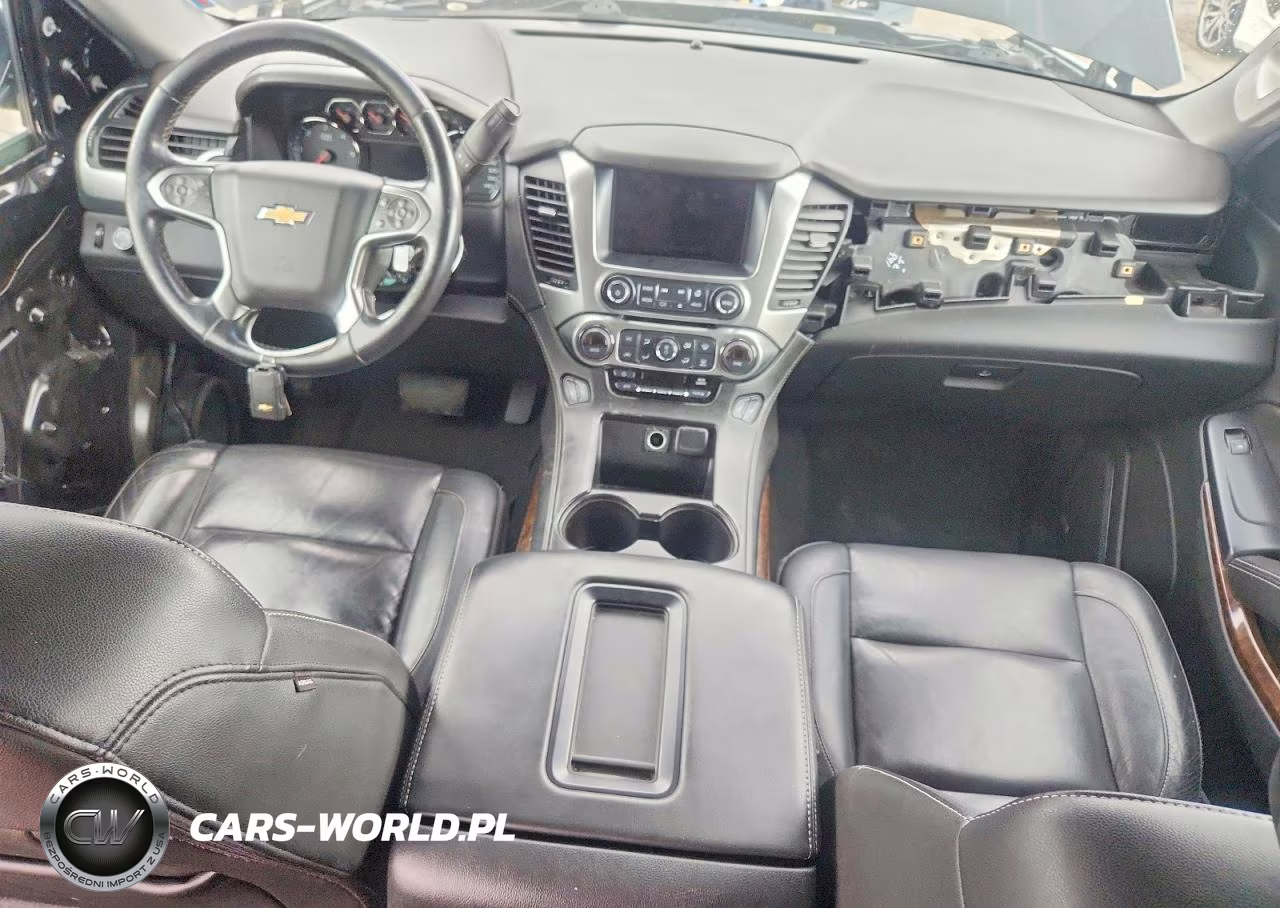 2018 Chevrolet Suburban C1500 Lt VIN:1GNSCHKCXJR376120 - 8