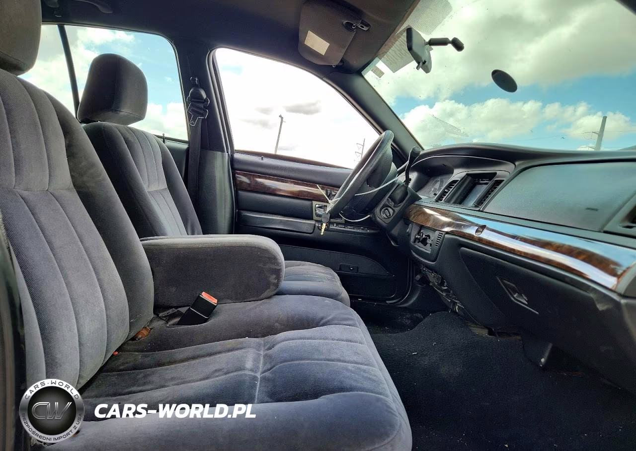 2007 Mercury Grand Marquis Gs VIN:2MEFM74V67X623923 - 7