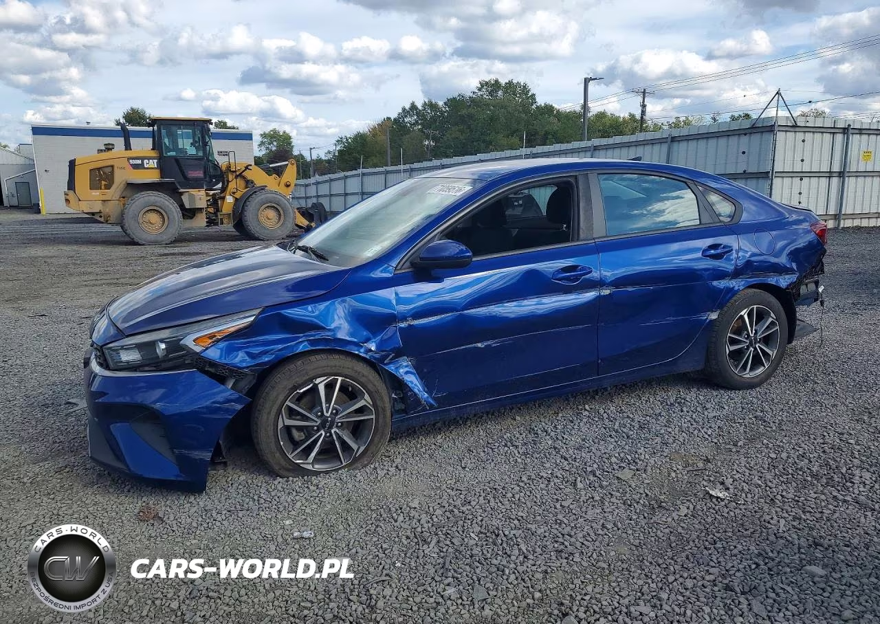 2022 Kia Forte Lxs
