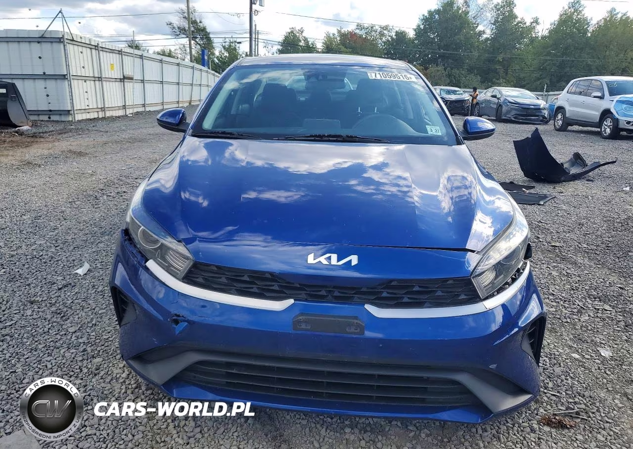 2022 Kia Forte Lxs VIN:3KPF24AD4NE459060 - 5