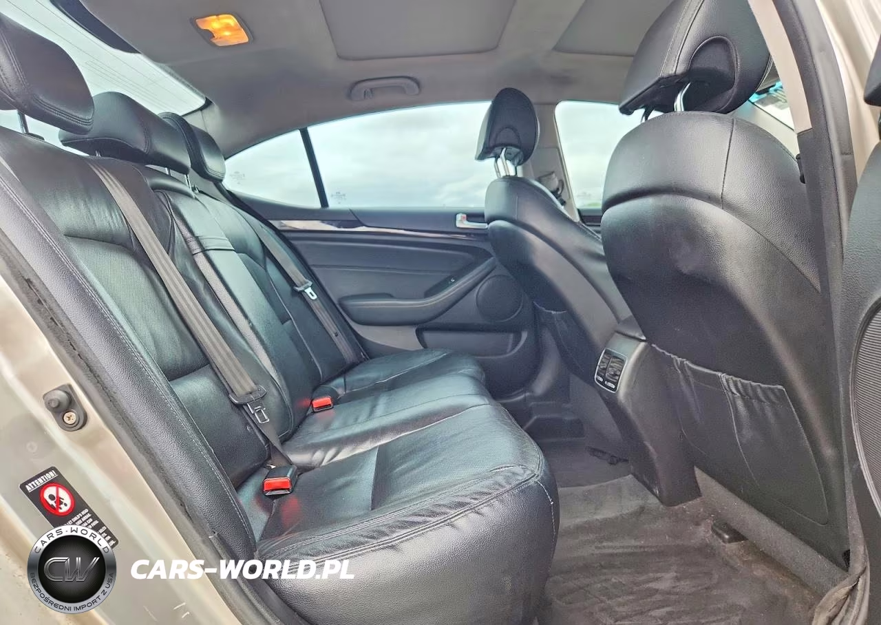 2015 Kia Cadenza Premium VIN:KNALN4D72F5185688 - 10
