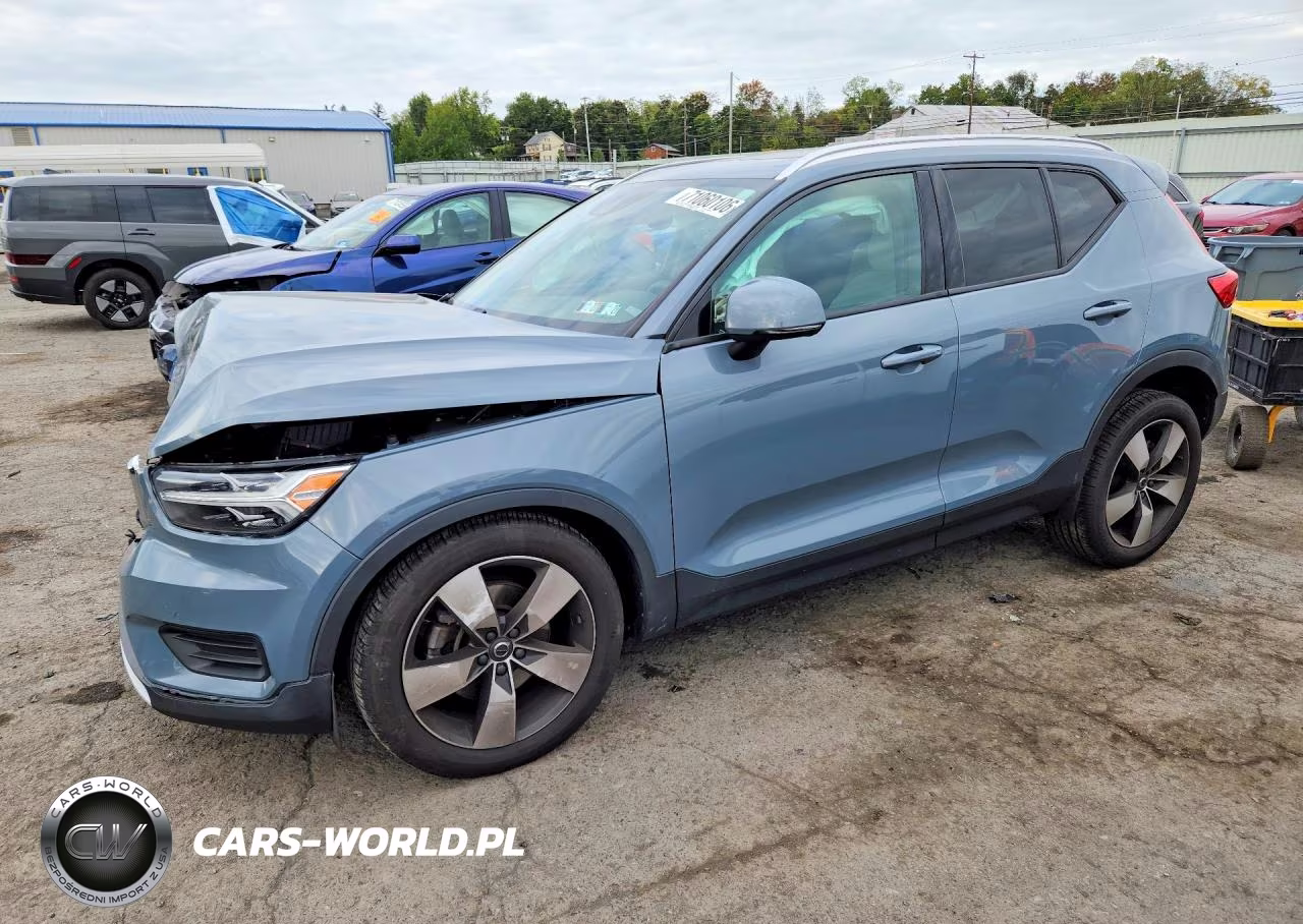 2020 Volvo Xc40 T5 Momentum VIN:YV4162UK8L2328685 - 1