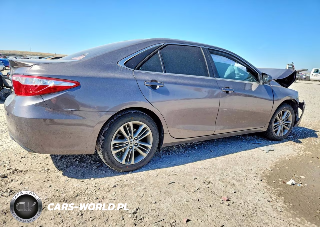 2016 Toyota Camry Se VIN:4T1BF1FK2GU160059 - 3