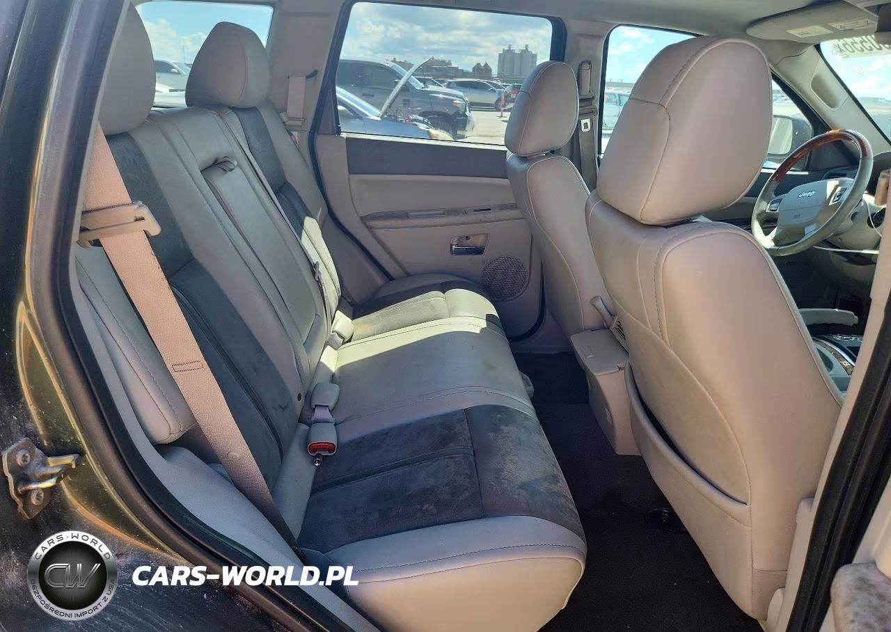 2007 Jeep Grand Cherokee Overland VIN:1J8HS68257C653026 - 11