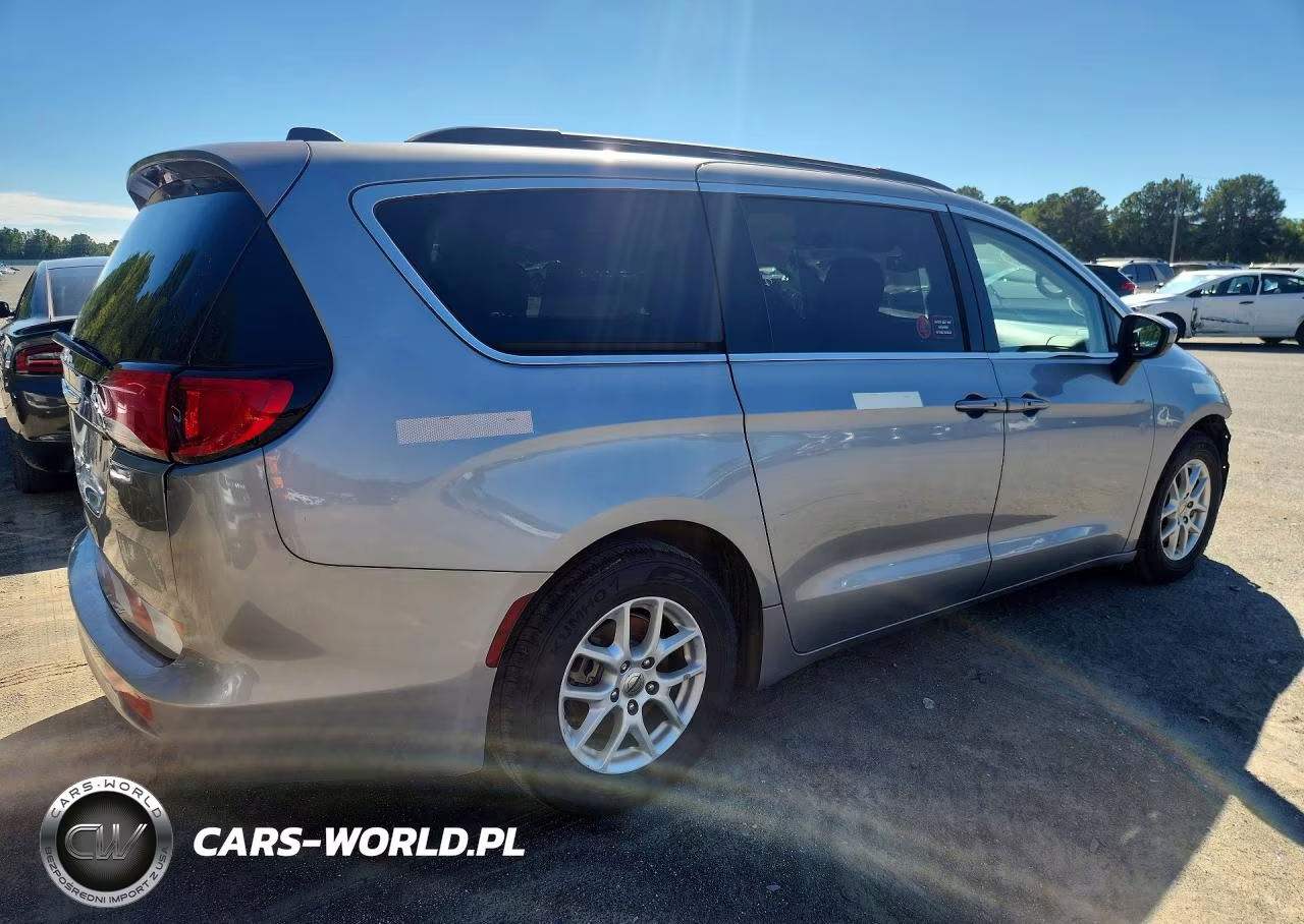 2021 Chrysler Voyager Lxi VIN:2C4RC1DG6MR539021 - 3