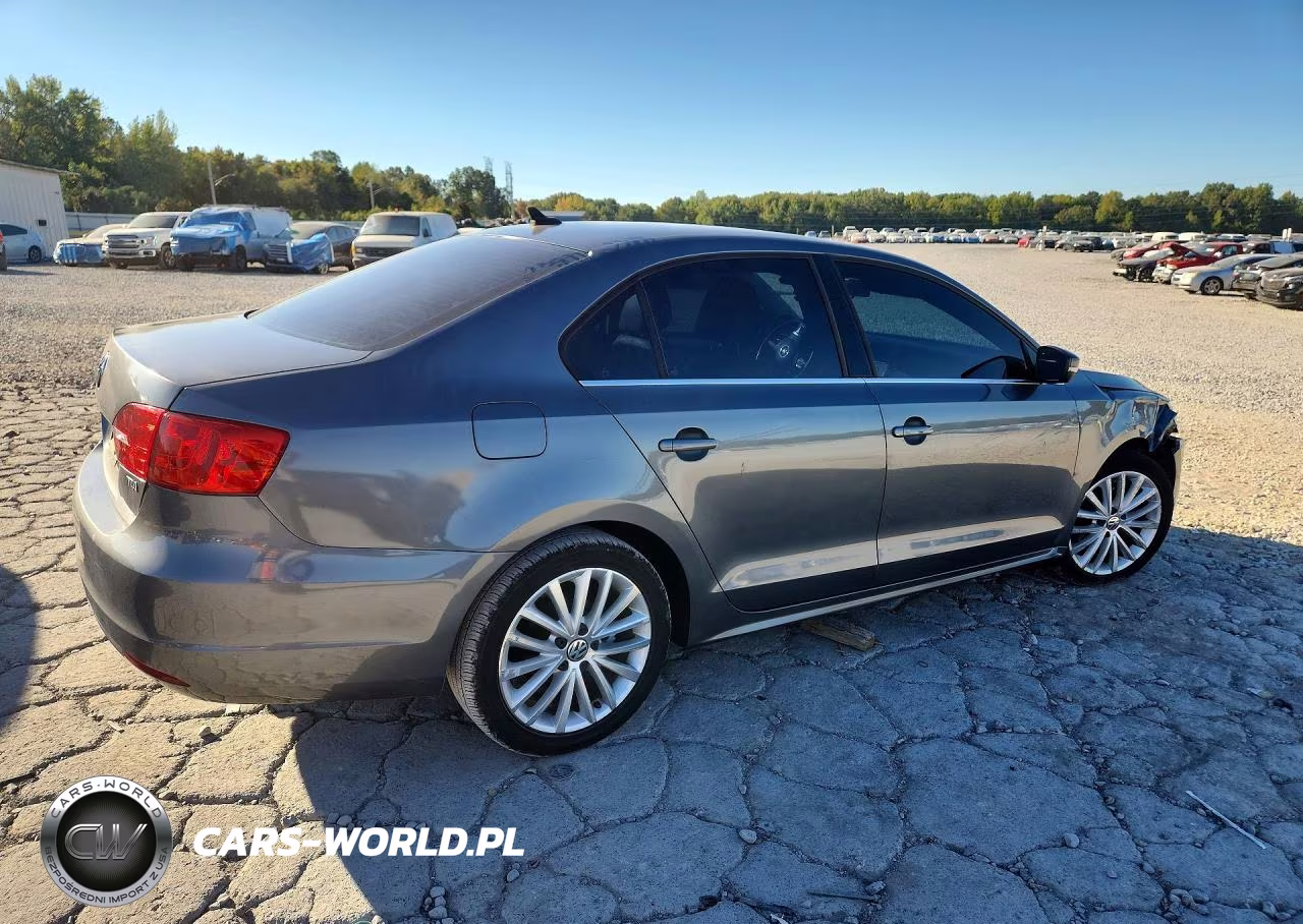 2013 Volkswagen Jetta Tdi VIN:3VWLL7AJ5DM359008 - 3